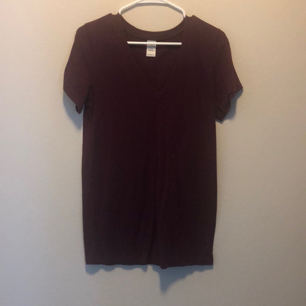 Maroon V neck